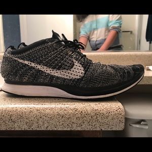 Nike Flyknit Racer